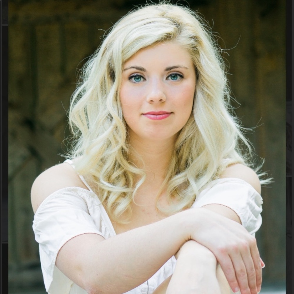 Meet your Posher, Savannah